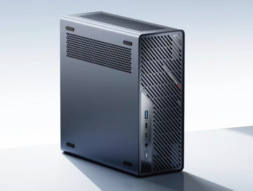 MINISFORUM MS-02 Ultra Mini-PC mit Intel Core Ultra 9 und erweiterbarem 4-Liter-Design angekündigt